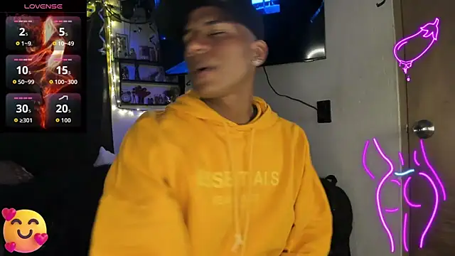 Snapshot of JUANBIGCOCK21CM chatting on February 24, 2026, 1:06 am JUANBIGCOCK21CM online show from February 24, 2026, 1:06 am