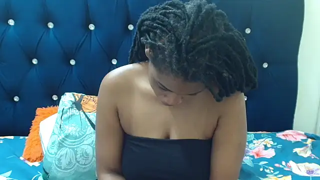 Snapshot of JuiceLips88 chatting on November 22, 2025, 10:47 am JuiceLips88 online show from November 22, 2025, 10:47 am