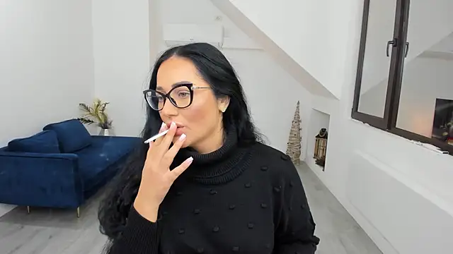 Snapshot of AnyaEvy chatting on November 19, 2025, 4:34 am AnyaEvy online show from November 19, 2025, 4:34 am