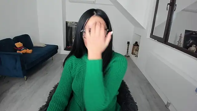 Snapshot of AnyaEvy chatting on January 13, 2026, 4:16 am AnyaEvy online show from January 13, 2026, 4:16 am