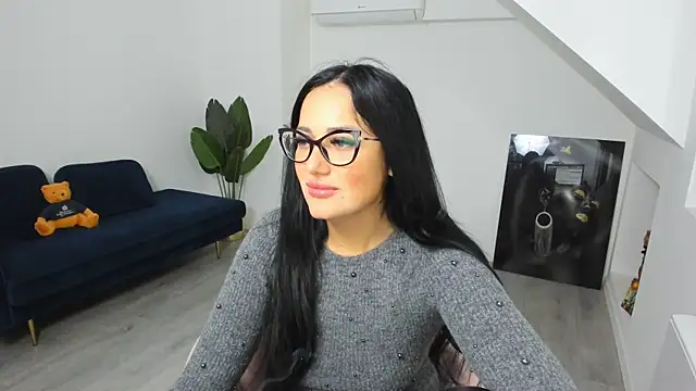 Snapshot of AnyaEvy chatting on February 7, 2026, 5:04 am AnyaEvy online show from February 7, 2026, 5:04 am