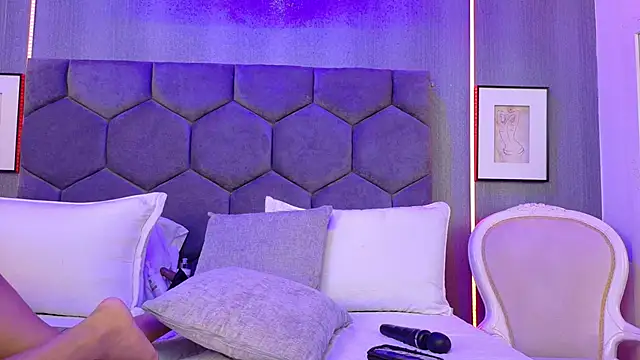 Snapshot of MelodySanz chatting on December 21, 2025, 3:57 pm MelodySanz online show from December 21, 2025, 3:57 pm