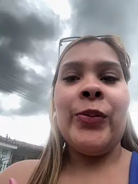 Snapshot of MelodySanz chatting on February 15, 2026, 7:13 pm MelodySanz online show from February 15, 2026, 7:13 pm