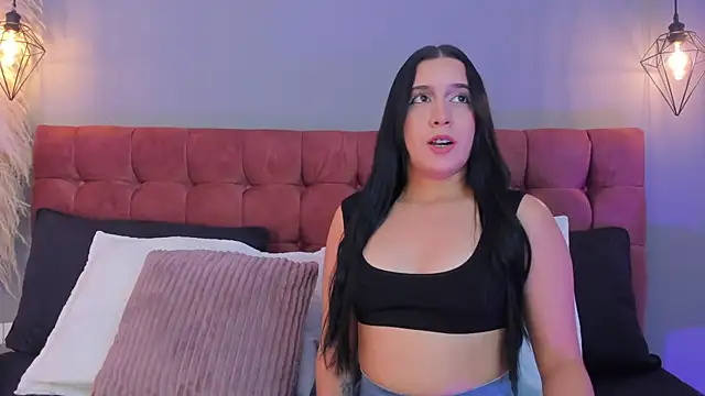 Amy Leah online show from November 13, 2025, 7:51 pm