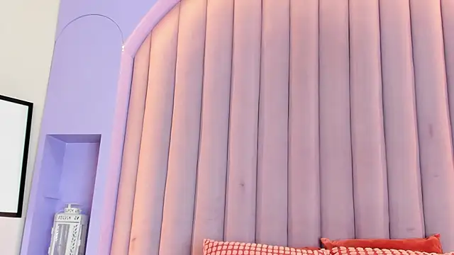 NicoletCherry   online show from January 10, 2026, 7:42 pm