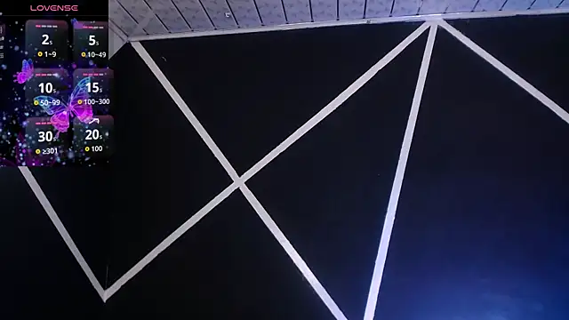 Snapshot of Lilith07_ chatting on November 17, 2025, 7:40 pm Lilith07 online show from November 17, 2025, 7:40 pm