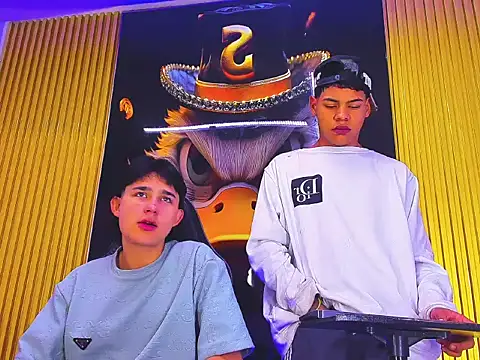 Tommy bigcock19 online show from November 24, 2025, 12:16 pm