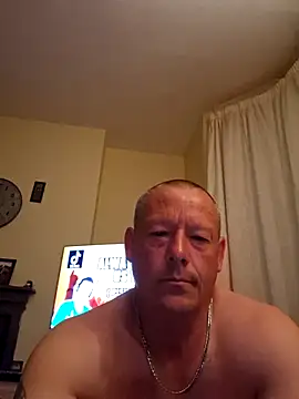 Snapshot of Tyson120 chatting on July 31, 2026, 10:29 pm Tyson120 online show from July 31, 2026, 10:29 pm