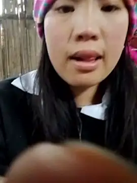 Yumiik2kk online show from January 8, 2026, 1:55 am