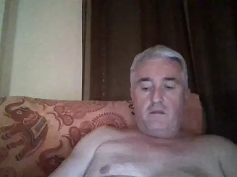 Snapshot of Cumlover5534 chatting on October 8, 2025, 9:11 am Cumlover5534 online show from October 8, 2025, 9:11 am