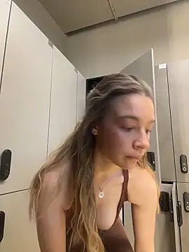 SashaCatt online show from February 5, 2026, 8:32 am