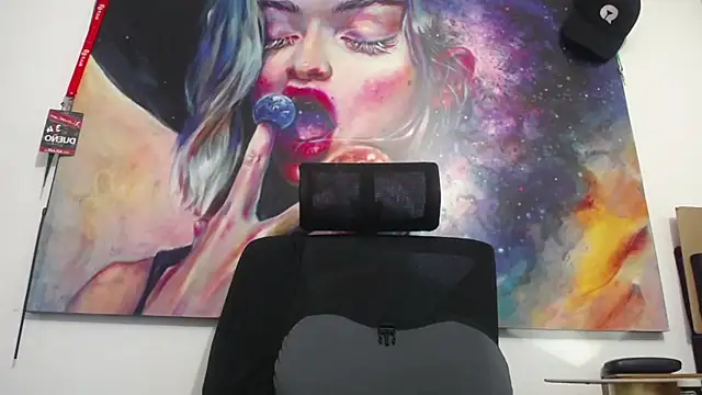 SCARLETT INK  online show from May 13, 2026, 8:43 am