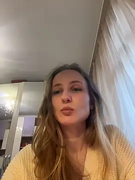 oceaneyes lilu online show from November 15, 2025, 12:31 pm