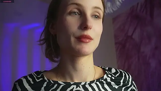 oceaneyes lilu online show from November 27, 2025, 11:32 am