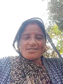 Quin love143 online show from November 21, 2025, 5:50 am