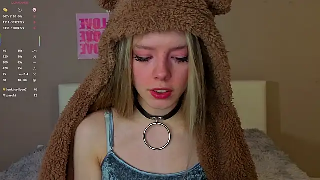 TiffinyMergist online show from January 18, 2026, 7:17 pm