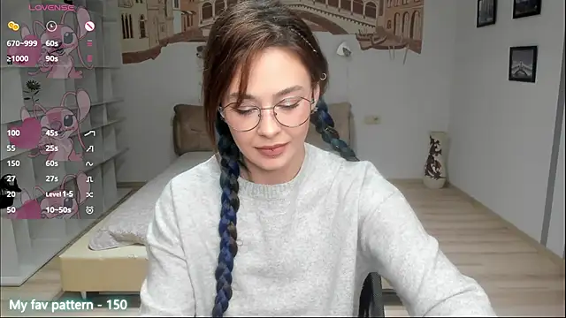 Miss Fortuna online show from November 24, 2025, 12:49 pm