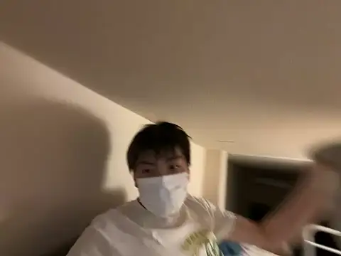 shunshun001006 online show from April 4, 2026, 1:28 pm