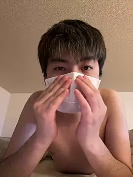 shunshun001006 online show from November 13, 2025, 3:16 pm