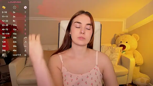 Snapshot of _cutie__angel_ chatting on November 24, 2025, 9:20 am cutie angel online show from November 24, 2025, 9:20 am