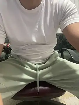 Snapshot of DARK0924 chatting on November 16, 2025, 5:06 pm DARK0924 online show from November 16, 2025, 5:06 pm