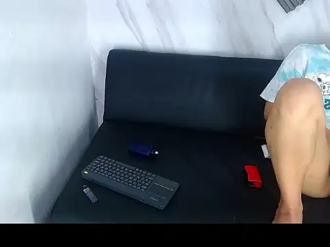 Liam York  online show from February 6, 2026, 12:23 pm