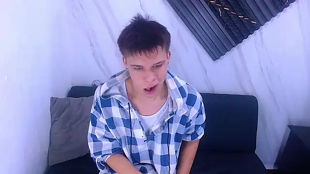 Liam York  online show from March 9, 2026, 2:31 pm