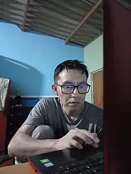 Snapshot of Maqui3 chatting on February 26, 2026, 3:28 am Maqui3 online show from February 26, 2026, 3:28 am