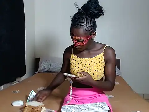 WettLyn online show from January 15, 2026, 5:33 am