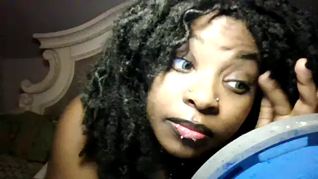 Snapshot of Dusaa_ chatting on November 17, 2025, 2:37 am Dusaa online show from November 17, 2025, 2:37 am