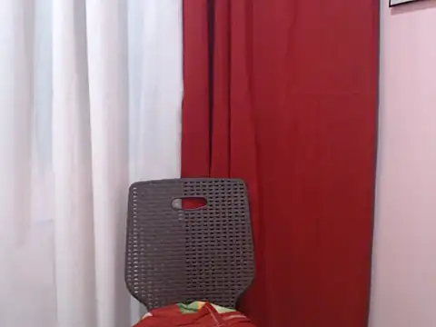 Snapshot of Pinaysel_beauty26 chatting on November 24, 2025, 9:09 am Pinaysel beauty26 online show from November 24, 2025, 9:09 am