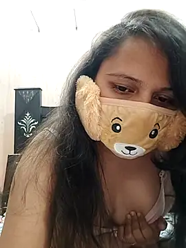 Kamna Hotty online show from November 24, 2025, 5:35 pm