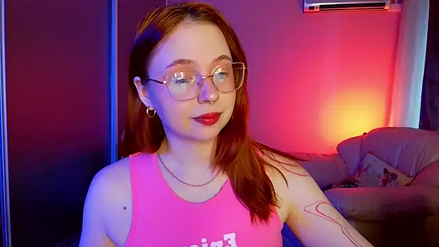 Erica Nelson online show from April 29, 2026, 1:32 am