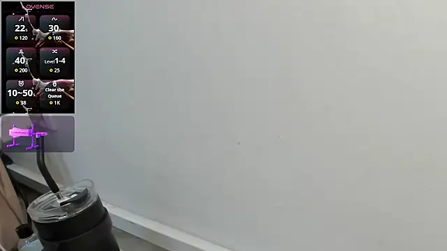 Ashton  Montana online show from December 22, 2025, 7:47 pm