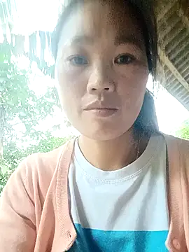 blonde blg online show from November 9, 2025, 9:13 am