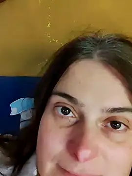 Snapshot of marchigiana chatting on February 15, 2026, 3:55 pm marchigiana online show from February 15, 2026, 3:55 pm