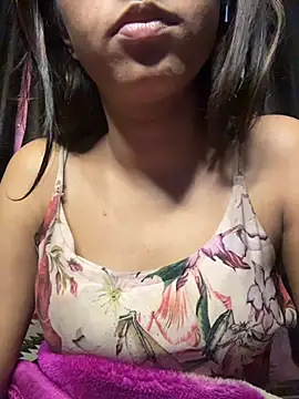 Snapshot of Your___Moonlight chatting on February 23, 2026, 10:43 pm Your Moonlight online show from February 23, 2026, 10:43 pm