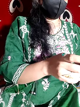 HotGirl23231 online show from July 17, 2026, 6:05 pm