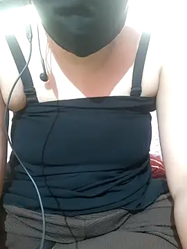 HotGirl23231 online show from November 23, 2025, 2:43 am