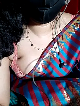HotGirl23231 online show from July 9, 2026, 6:40 pm