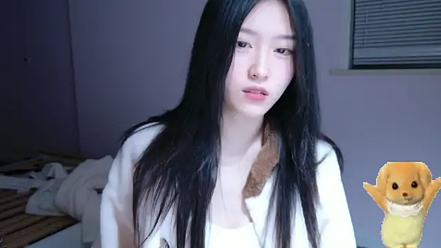 ZhaoZhaoDaWang online show from December 1, 2025, 1:12 pm