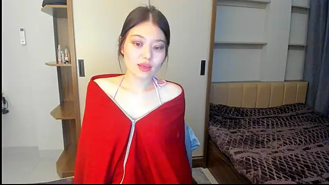 Snapshot of HopeLovely chatting on February 16, 2026, 3:49 am HopeLovely online show from February 16, 2026, 3:49 am