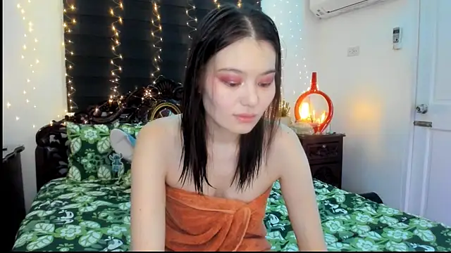 HopeLovely online show from June 1, 2026, 2:06 pm