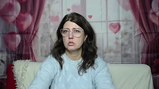 Snapshot of RoseHille chatting on February 16, 2026, 2:48 pm RoseHille online show from February 16, 2026, 2:48 pm