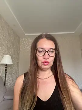 Snapshot of Milana8263 chatting on January 19, 2026, 8:29 am Milana8263 online show from January 19, 2026, 8:29 am