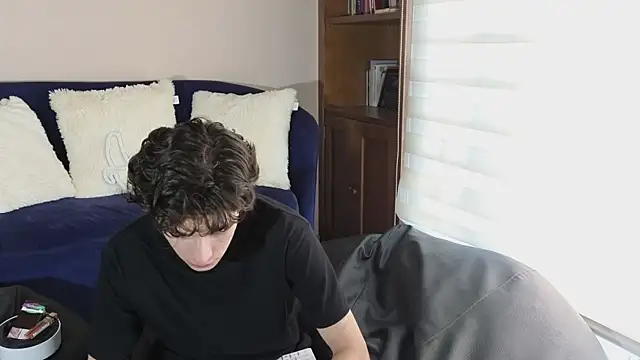 Derekswan online show from November 14, 2025, 6:55 pm