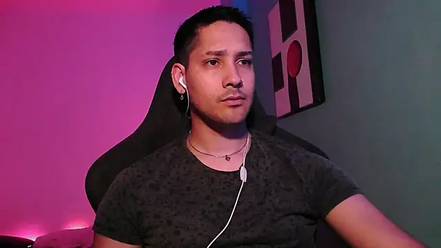 Abruptoinusual online show from November 20, 2025, 10:42 pm