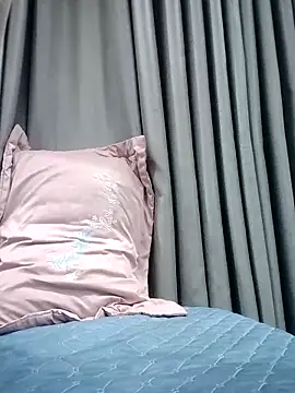 Snapshot of __Anna___ chatting on November 27, 2025, 3:34 pm Anna online show from November 27, 2025, 3:34 pm