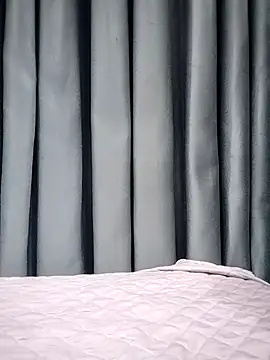 Snapshot of __Anna___ chatting on November 24, 2025, 7:58 pm Anna online show from November 24, 2025, 7:58 pm