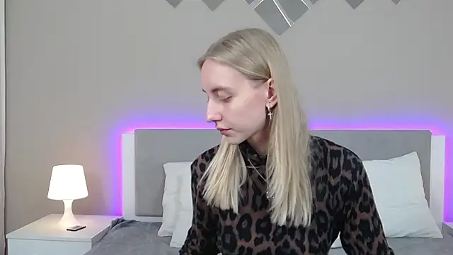 RachaelCute online show from March 1, 2026, 9:42 am